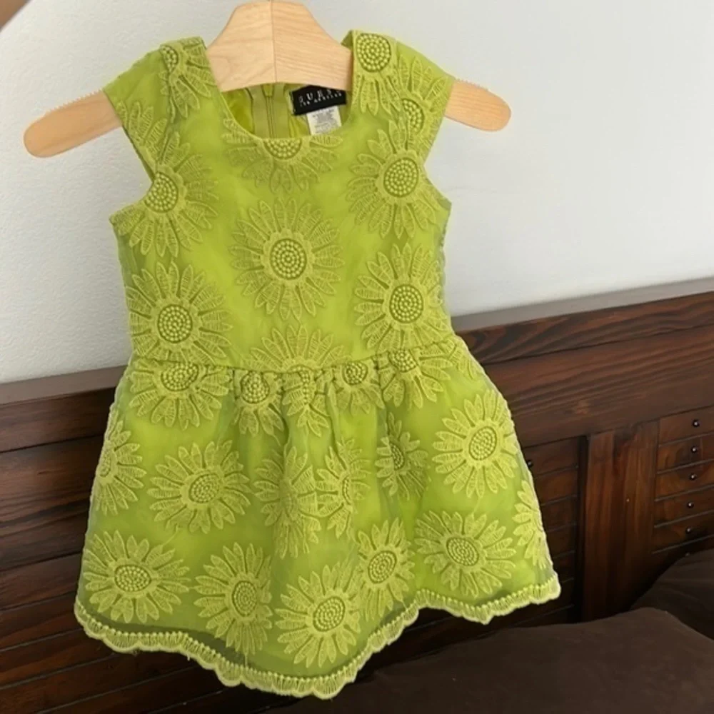 Guess Dress Embroidered Apple Green Size S/4